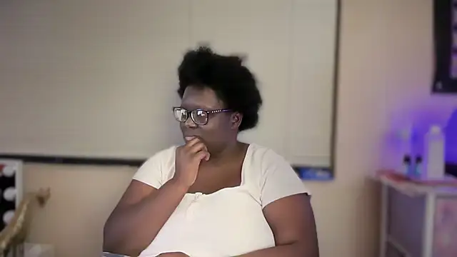 Yagurl  west online show from 20, 2, 2025