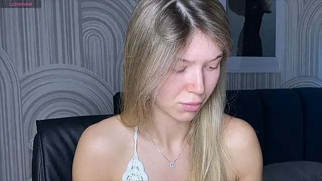 viviann evans online show from 16, 9, 2025