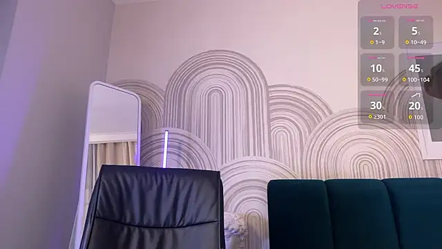 viviann evans online show from 23, 3, 2026