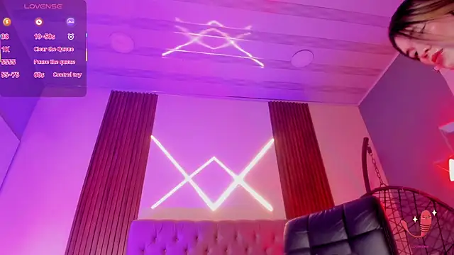 sweetlolihot  online show from 5, 2, 2026