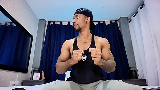 Snapshot of Manolo_Hot1 chatting on 28, 2, 2025 Manolo Hot1 online show from 28, 2, 2025