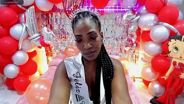 kimmturner online show from 20, 10, 2025