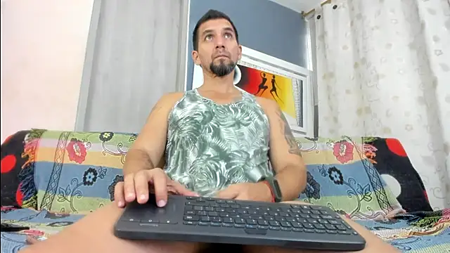 Snapshot of JULESLAKES chatting on 18, 7, 2026 JULESLAKES online show from 18, 7, 2026