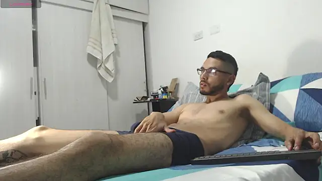 russthiago online show from 13, 2, 2026