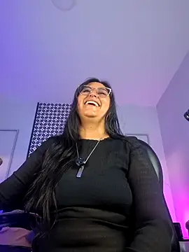 Snapshot of Amber_gold_ chatting on 3, 6, 2026 Amber gold online show from 3, 6, 2026