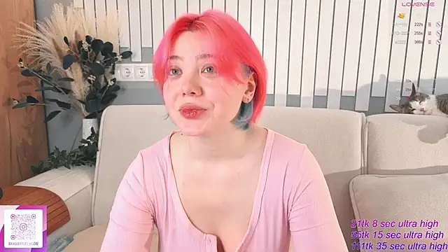 Snapshot of __KawaiiYuki__ chatting on 21, 11, 2025 KawaiiYuki online show from 21, 11, 2025