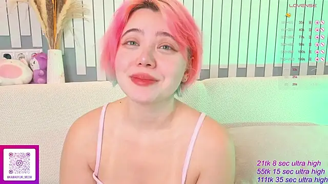   KawaiiYuki   online show from 4, 10, 2025