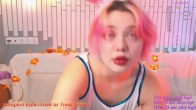 Snapshot of __KawaiiYuki__ chatting on 30, 10, 2025 KawaiiYuki online show from 30, 10, 2025