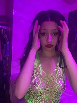 Katalinastarr online show from 4, 12, 2024