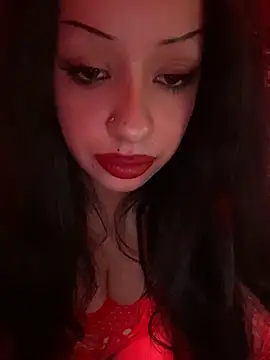 Katalinastarr online show from 4, 1, 2025