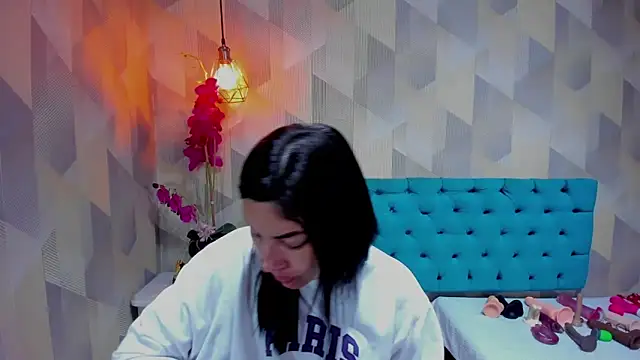 AdaFawxx online show from 25, 2, 2026