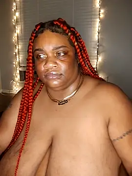 Snapshot of NaughtyHottieBBW chatting on 19, 12, 2025 NaughtyHottieBBW online show from 19, 12, 2025