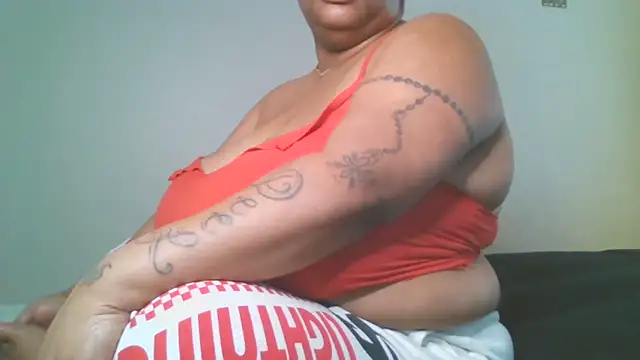 Snapshot of NaughtyHottieBBW chatting on 1, 3, 2026 NaughtyHottieBBW online show from 1, 3, 2026