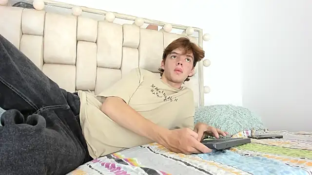 daniel hot03 online show from 7, 11, 2025