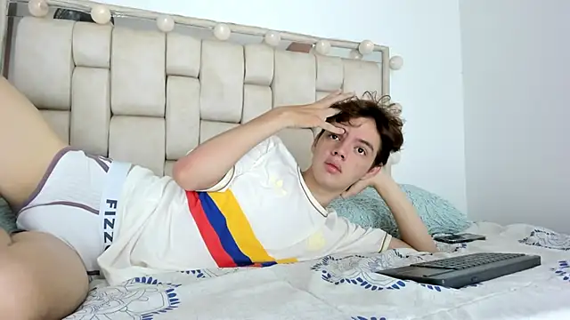 daniel hot03 online show from 13, 10, 2025