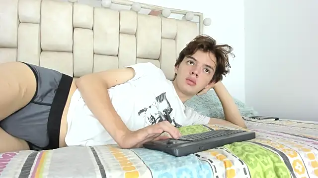 daniel hot03 online show from 27, 11, 2025