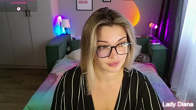 LancasterLady online show from 9, 10, 2025