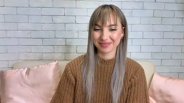 Snapshot of MiaMinx chatting on 11, 2, 2025 MiaMinx online show from 11, 2, 2025