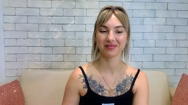 Snapshot of MiaMinx chatting on 31, 1, 2025 MiaMinx online show from 31, 1, 2025