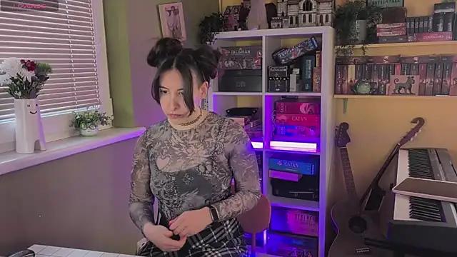 LelianaHazel online show from 17, 3, 2026