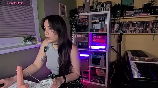 LelianaHazel online show from 3, 2, 2026