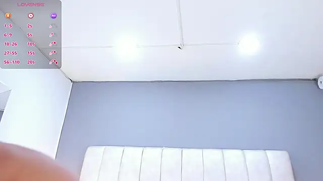 Ashleyy23x online show from 27, 11, 2025