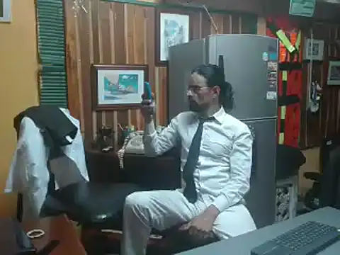 Dr Pocholate84 online show from 1, 2, 2025