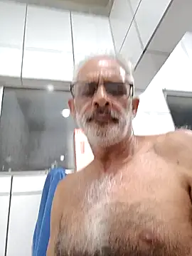 Snapshot of reijulio55 chatting on 10, 3, 2025 reijulio55 online show from 10, 3, 2025