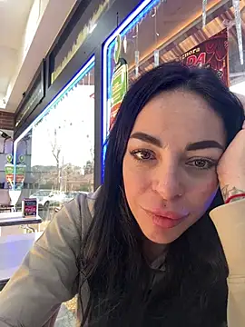 Chloe Ricci online show from 21, 2, 2026