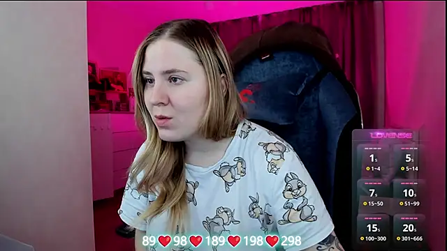 Olivia Munk online show from 30, 11, 2025