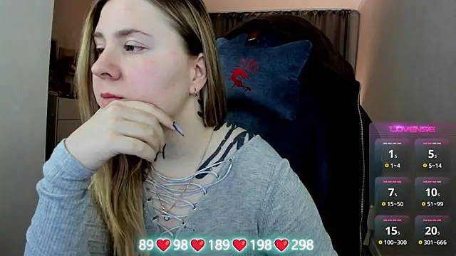 Olivia Munk online show from 18, 12, 2025