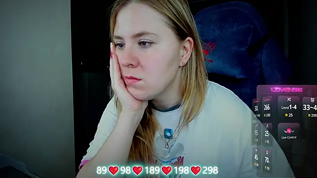 Olivia Munk online show from 2, 11, 2025