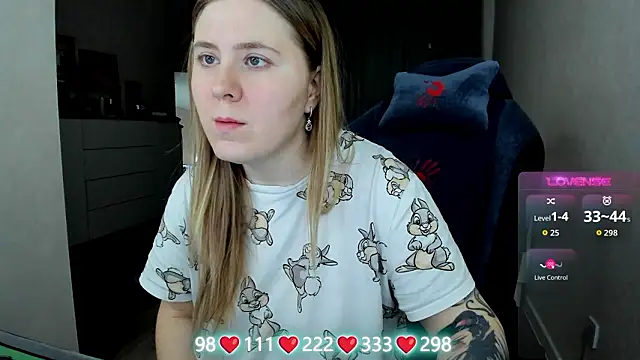 Olivia Munk online show from 11, 2, 2026