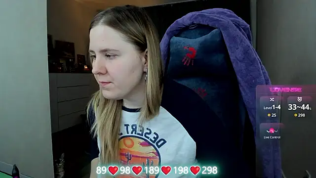 Olivia Munk online show from 3, 2, 2026