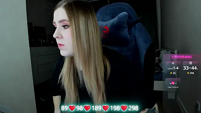 Olivia Munk online show from 10, 2, 2026