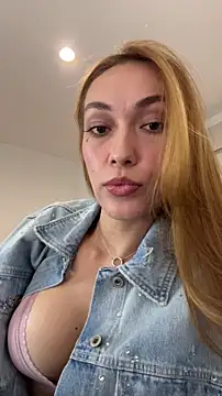 MichelleFerry  online show from 10, 11, 2025