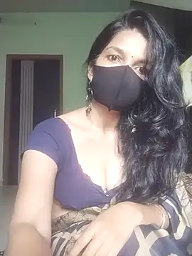 Snapshot of Shuttii_25 chatting on 19, 9, 2025 Shuttii 25 online show from 19, 9, 2025