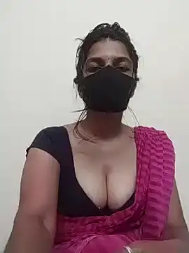Snapshot of Shuttii_25 chatting on 1, 3, 2025 Shuttii 25 online show from 1, 3, 2025