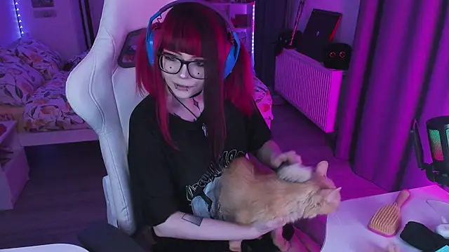 Yumi Youkai online show from 8, 2, 2026