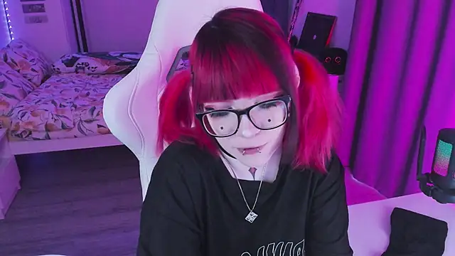 Yumi Youkai online show from 15, 2, 2026