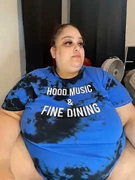 Snapshot of bbwredhead chatting on 26, 5, 2026 bbwredhead online show from 26, 5, 2026