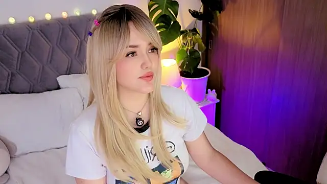 KiimTyler  online show from 19, 11, 2025