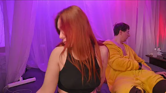 Claudia and elon  online show from 14, 2, 2025