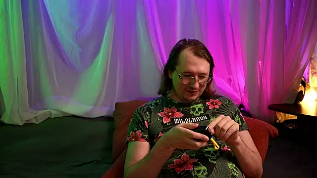 Claudia and elon  online show from 1, 6, 2026