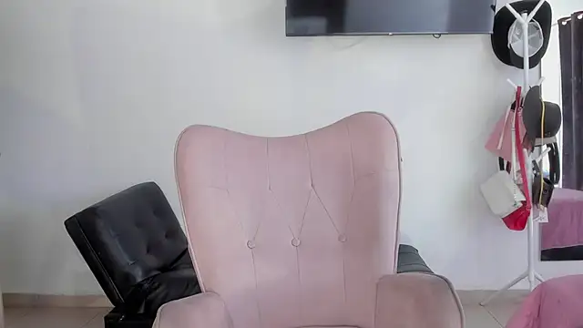 selene king2 online show from 2, 2, 2026