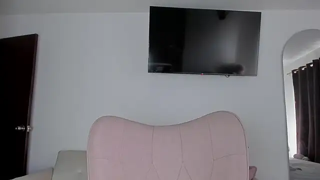 selene king2 online show from 21, 4, 2026