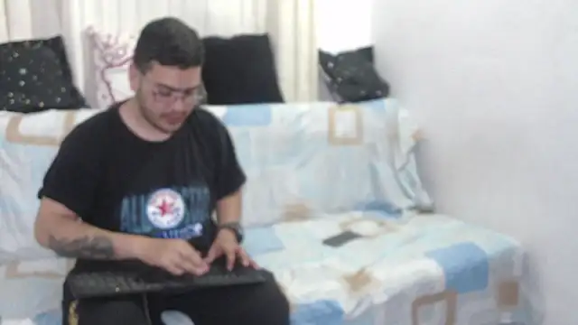 luxury sex 17 online show from 24, 4, 2026