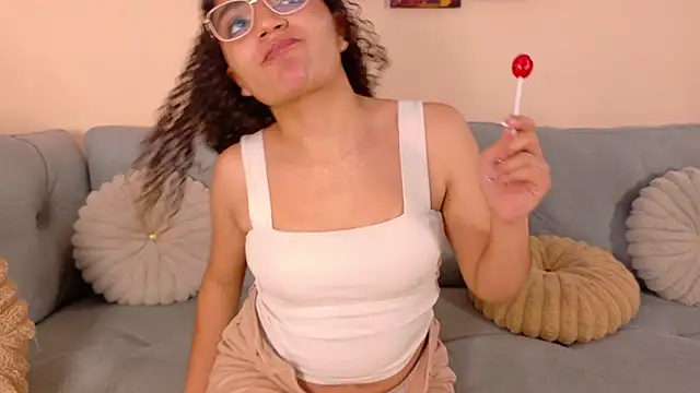 Snapshot of DAHLIA_BROWNIE chatting on 9, 5, 2026 DAHLIA BROWNIE online show from 9, 5, 2026