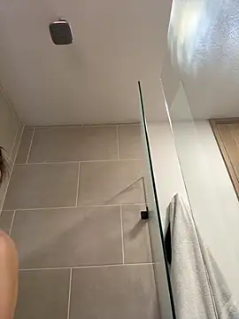 Snapshot of AnnaCastillo_ chatting on 14, 11, 2025 AnnaCastillo online show from 14, 11, 2025