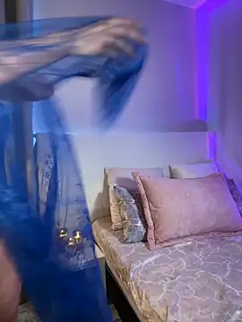 Snapshot of AnnaCastillo_ chatting on 4, 11, 2025 AnnaCastillo online show from 4, 11, 2025